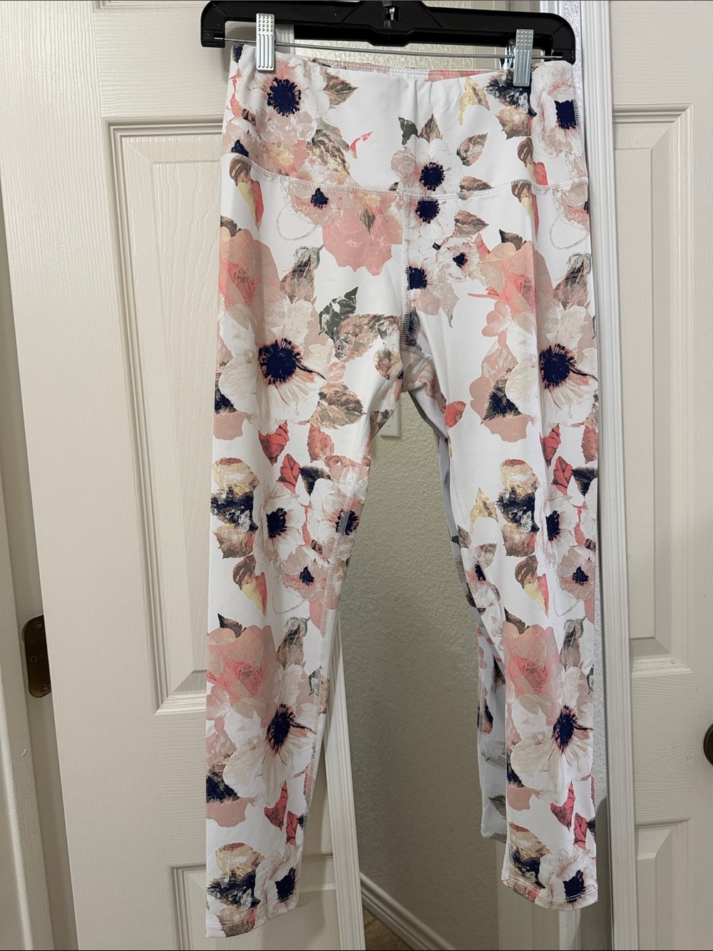 Apana White Floral Leggings with Pink and Navy Accents
